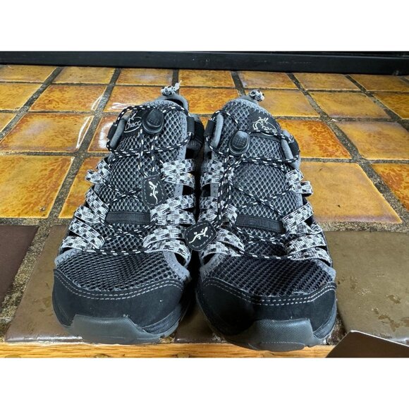 Youth 4 Chaco Outcross 2 Black Grey Athletic Water Shoes - Picture 3 of 9